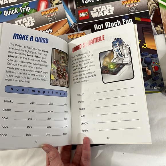 NWOT Star Wars Lego Phonics Books - Picture 4 of 6